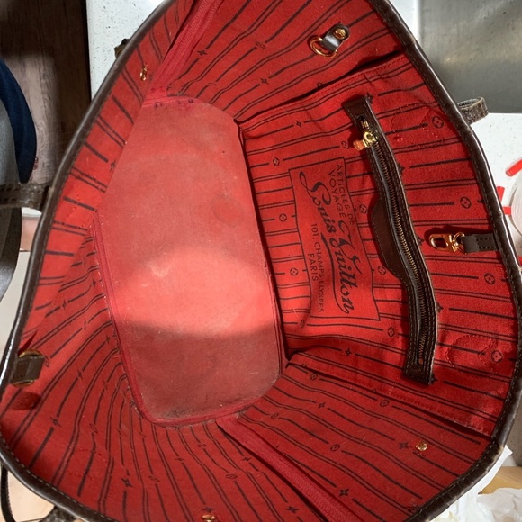 Louis Vuitton Neverfull MM - Picture 6 of 8